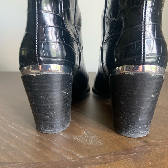 Faux Leather Croc-Embossed Cowboy Boots – Size 6 - Picture 7 of 8